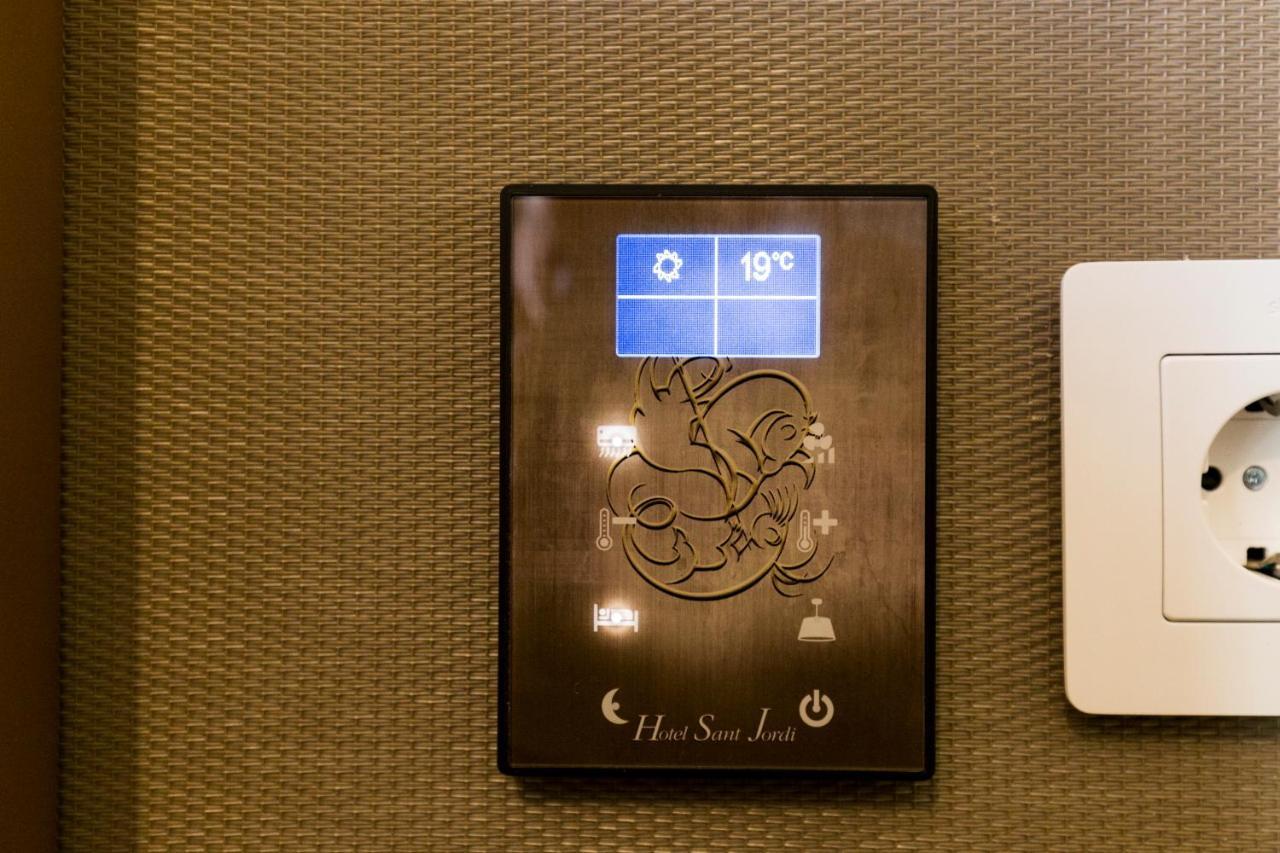 Sant Jordi Boutique Hotel Calella Exteriör bild Honeywell Home Screen